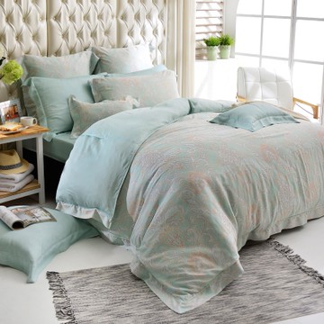 【Great Living格蕾寢飾】義大利La Belle 雙人天絲防蹣抗菌吸濕排汗兩用被床包組-蘿蔓微光