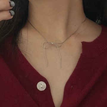 【新品限時價】現貨｜不鏽鋼蝴蝶結細蛇骨項鍊 鎖骨鏈 可碰水 B013 (Puppeee)