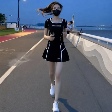 【台灣現貨速發】夏季運動套裝女 短袖+短裙兩件套 活力休閒運動風 跑步服透氣首選 a0349