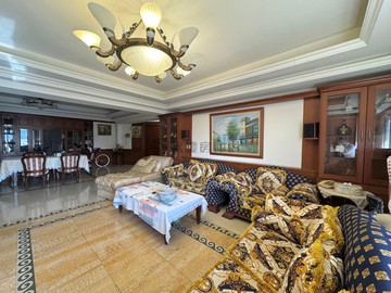 河堤家園｜裕誠商圈｜一層一戶｜邊間大五房雙平車｜高雄市三民區裕誠路