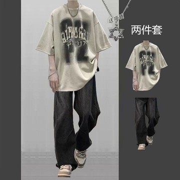 【台灣出貨】 港風ins潮牌休閒套裝男夏季短袖t卹一套搭配寬鬆牛仔褲痞帥三件套