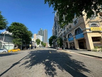 亞灣|流行音樂中心|燙金賺錢店面｜高雄市苓雅區海邊路