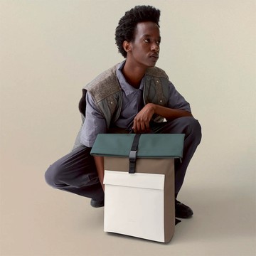 Ucon Acrobatics Jannik Medium Lotus Infinity 後背包 - 深沙色 / 冰川銀