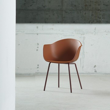 【含稅/免運】 北歐簡約帶扶手靠背餐椅網紅書桌椅咖啡廳售樓處鐵藝洽談休閑椅子