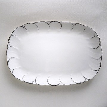 Platinum Jubilee 文華白金禧骨瓷腰子盤(32cm)