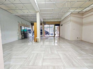 面寬一樓.門口方便停車.住店收租皆宜.稀有釋出｜新北市蘆洲區信義路