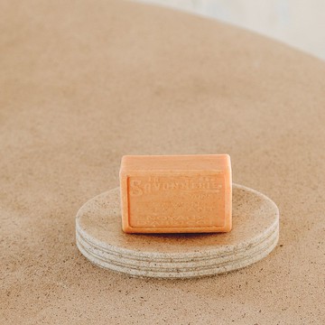 法國 La Savonnerie de Nyons 杏桃核去角質皂