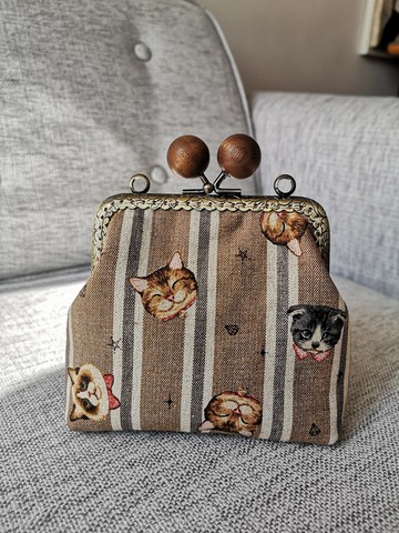 貓咪布藝 原木珠口金 收納包/零錢包