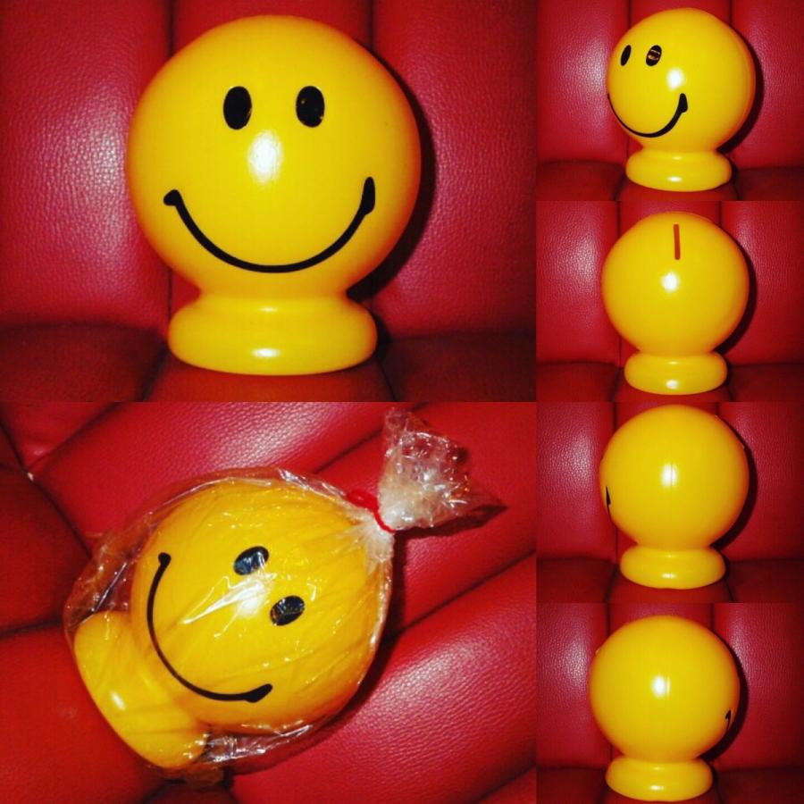 Vintage 1970s McCoy Pottery Smiley Happy Face Coin Bank
