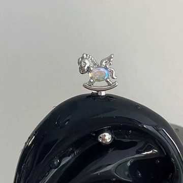 可愛高品質🌈陽光彩虹小白馬耳輪釘鈦鋼擰螺絲耳骨釘百搭免摘耳釘女