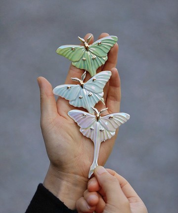 月尾天蠶蛾陶瓷胸針情侶禮物手工陶瓷原創設計