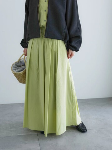 素面/直條側拉鍊後鬆緊腰壓摺長裙(FC41L0L0980) - Te chichi