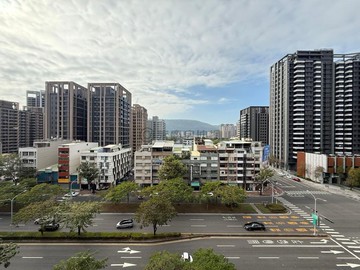 中都溼地公園旁稀有大空間大兩房平車｜高雄市三民區中華二路