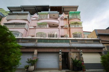 仁雄商圈車墅.增建五樓.使用近60坪.僅998萬｜高雄市仁武區仁慈一街
