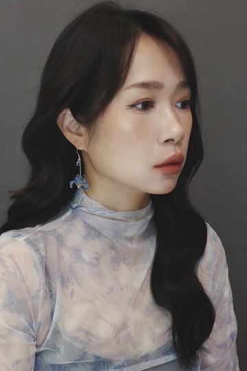 古典油畫鳶尾花戀人 紅粉/經典藍  不對稱水晶花樹脂耳環