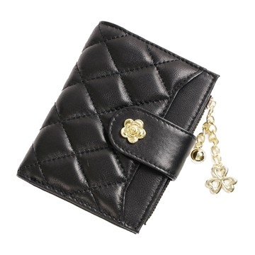 女士真皮羊皮菱格紋山茶花釦短夾 - 10卡位錢包  9.3 x 1 x 10.5cm  黑色