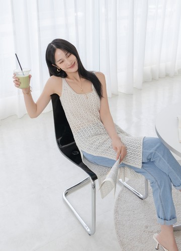針織洞洞長背心
