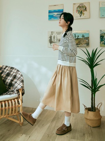 日系假兩件橫條紋落肩衛衣拼接傘襬洋裝