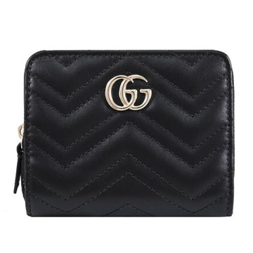 GUCCI 813370 GG Marmont 金屬LOGO山型紋絎縫皮革零錢短夾.黑