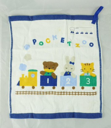 【震撼精品百貨】Sanrio 咖啡熊 方巾 坐火車  震撼日式精品百貨