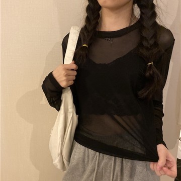 透膚上衣♡現貨♡圓領長袖薄款透視網紗上衣 打底衣辣妹必備 防曬罩衫 內搭小可愛絕配 台灣出貨