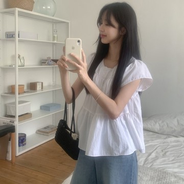 ˏˋ 𝐻𝑒𝑦 𝑆𝑝𝑟𝑖𝑛𝑔 - ̗̀ 🌷⛅️ ̖́‎韓系氣質溫柔甜美圓領褶皺寬袖口百搭上衣小衫