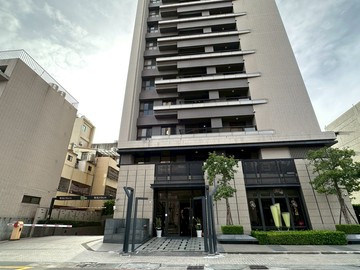 跟著阿翔逛好房｜興大旁輕屋齡高樓三房雙車可休旅｜台中市南區正氣街