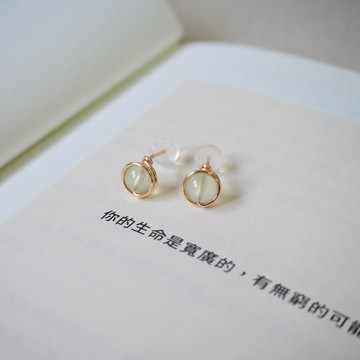 ll 6mm葡萄石 ll 金線框耳針 耳夾 / 一對 ER-00060