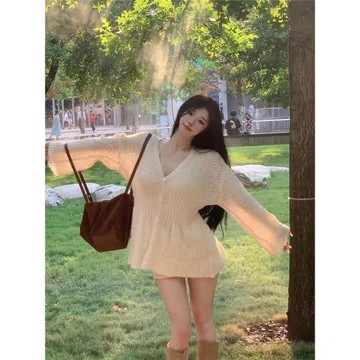 純欲風鏤空收腰針織開衫外搭女秋季小個子寬松百搭單排扣毛衣外套