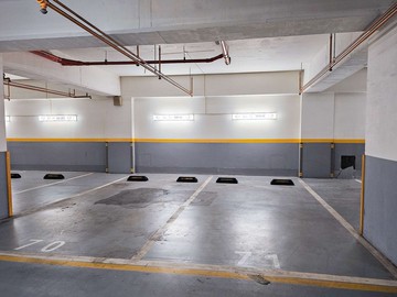 山海領市館|坡道平面車位|限定社區住戶購買｜高雄市鼓山區鼓山一路