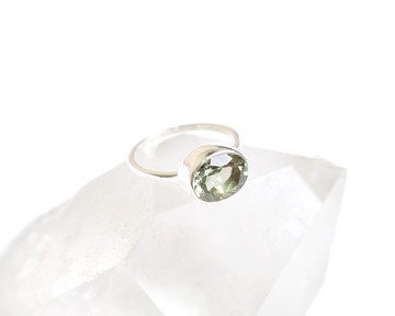 美麗的薄荷綠綠紫水晶銀戒指