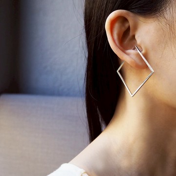 square earring_方框耳骨環 925銀 限量 設計師 手作 客製 沒耳洞