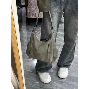 🔥臺灣出貨🔥仿麂皮 斜背包 大容量 機車包 通勤包 a4 防水包包 單肩包 斜挎包 側背包 肩背包
