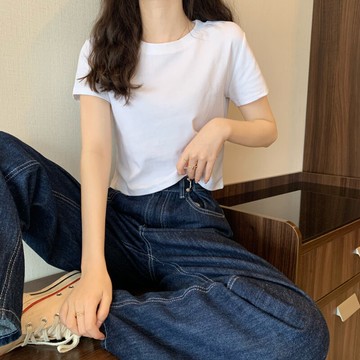 網紅泫雅風短款短袖T恤女年時尚純棉設計感小眾學生上衣