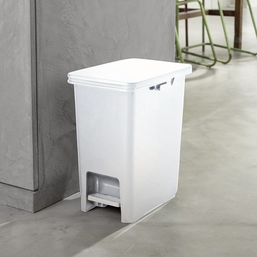 日本製 WHItRash 腳踏式垃圾桶(附輪)-20L 單一規格
