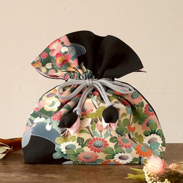 叫和服錢包快樂 FUGURO Kikubun 在梅聲明大小