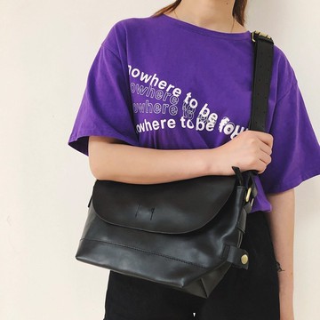 FINDSENSE H1  韓國 時尚 潮 男女 情侶包 百搭 個性 PU皮 純色 斜挎包 旅行包 單肩 男士包包