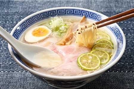 徳島すだち鯛塩ラーメン(生)　※1箱(2人前入り)