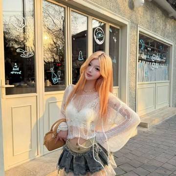 ♡ 𝑪𝒉𝒊𝒄 𝒖 ♡夏季新款純欲辣妹風鏤空針織罩衫慵懶破洞綁帶露肩短款上衣