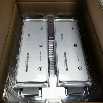 電池 鋰電池全新sk50.5安原極耳三元  高倍率軟包聚合物  動力鋰電池 a品電芯