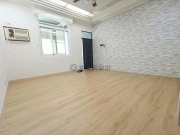 黃金地段/文山捷運商圈/陽明學區/翻新雙車庫別墅｜高雄市三民區澄清路