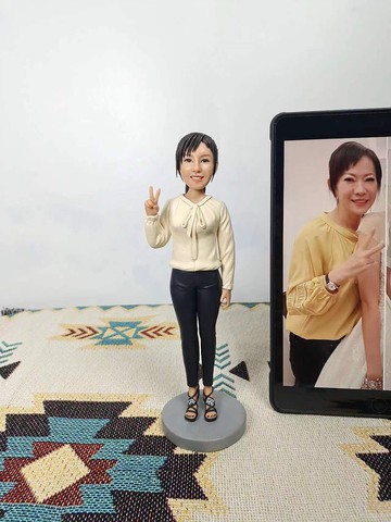 客制化人物公仔 人偶 3D人像畫 似顏繪 肖像 定制 生日 紀念 禮物