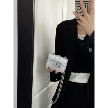 棠主高級感迷你小方包女小眾設計口紅包辣妹蹦迪包藍牙耳機收納包