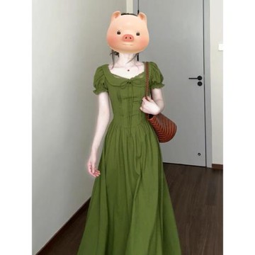 (免運)法式復古綠色收腰連衣裙子女裝夏季2026新款今年流行爆款氣質長裙