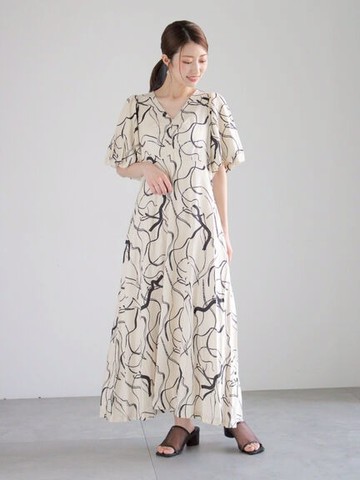 松井愛莉著用款-氣質V領燈籠袖後拉鍊連身洋裝-附襯裙(0F000884510) - Te chichi