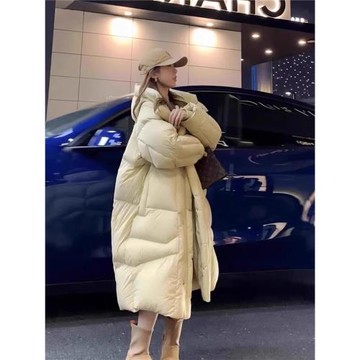 奶油黃色羽絨服女冬季新款2025中長款寬松白鴨絨高級感面包服外套