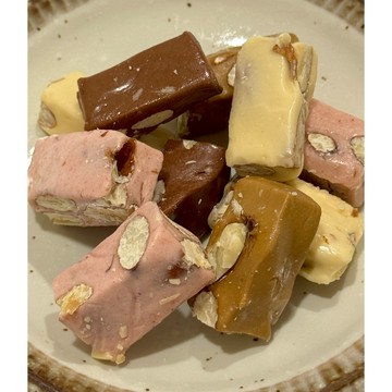 【發票&現貨】手工牛軋糖 買10送1 原味/巧克力/草莓/咖啡 杏仁牛軋糖 奶香濃郁 辦公室零食 伴手禮 團購 獨立包裝