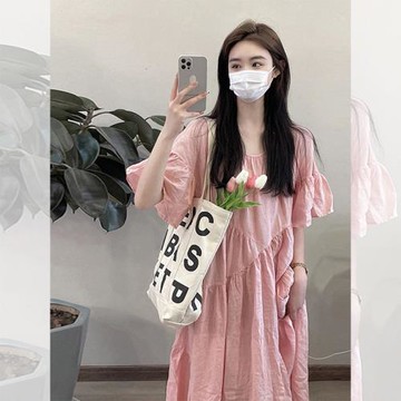 小個子冷淡風粉色茶歇裙夏季季2025年新款褶皺設計感泡泡袖連衣裙