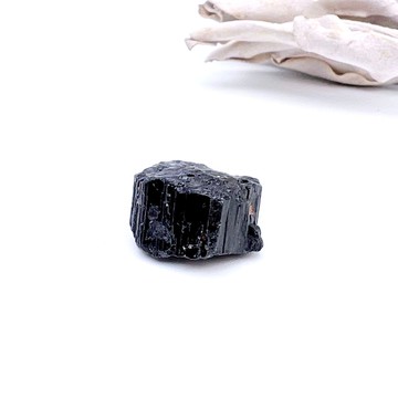 玄墨。原礦 療癒 避邪 淨化 手握 能量 l 黑碧璽原石 共生礦 l