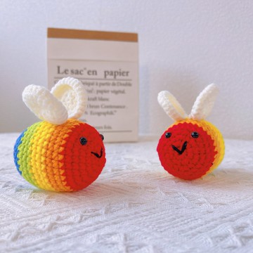 彩虹嗡嗡聲 驕傲鉤針蜜蜂毛絨